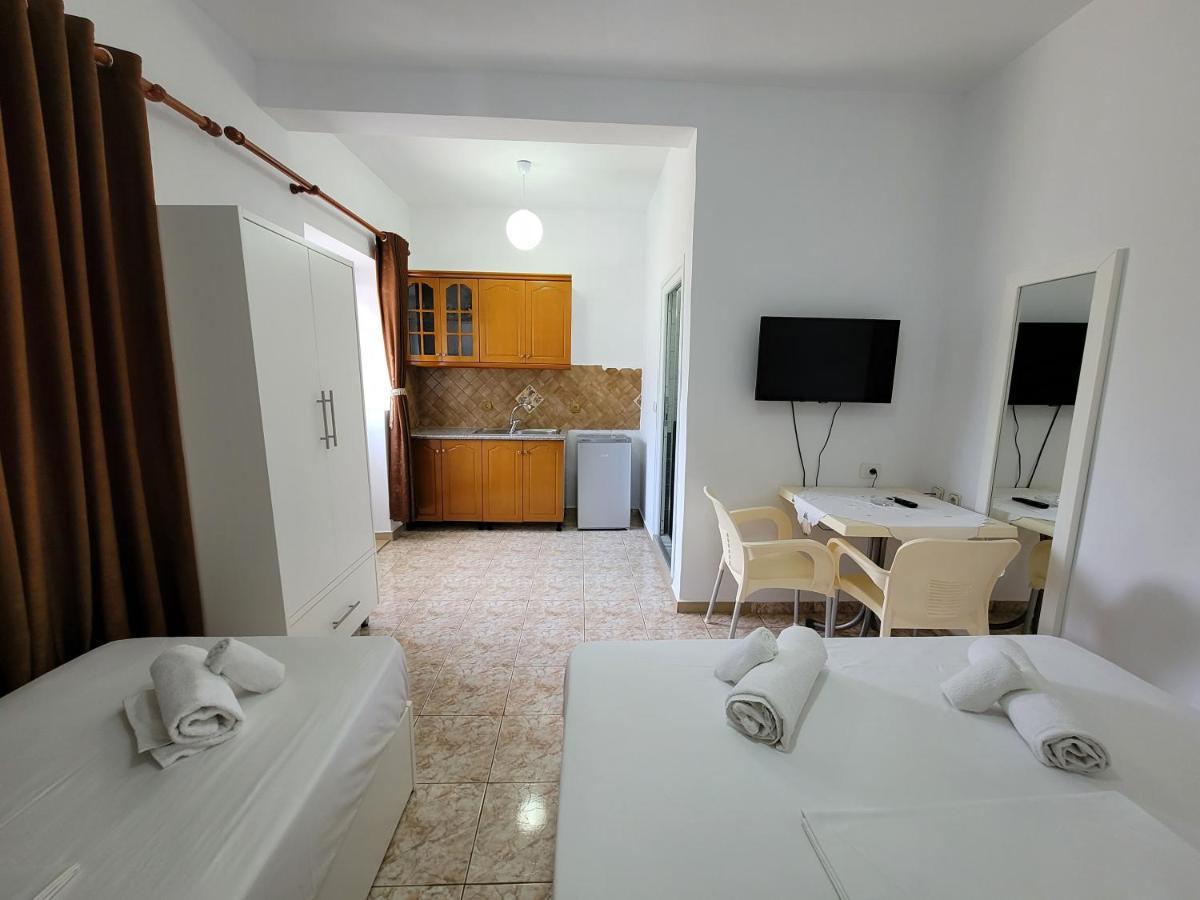 Vila Geri Ksamil Exterior foto